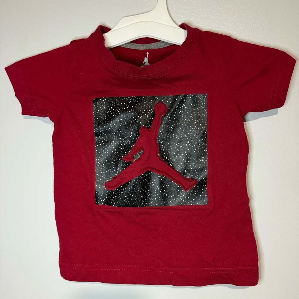 Nike Air Jordan Red  Boy T-Shirt‎ size 2T